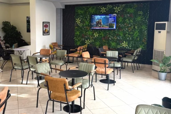 Ambient biznesi me qera 1+1 ne Tirane - 1,200 Euro