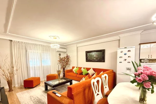 Shtepi me qera Apartament ne Tirane, 2+1, Mobilimi E mobiluar, Pagesa 100,000  Leke.