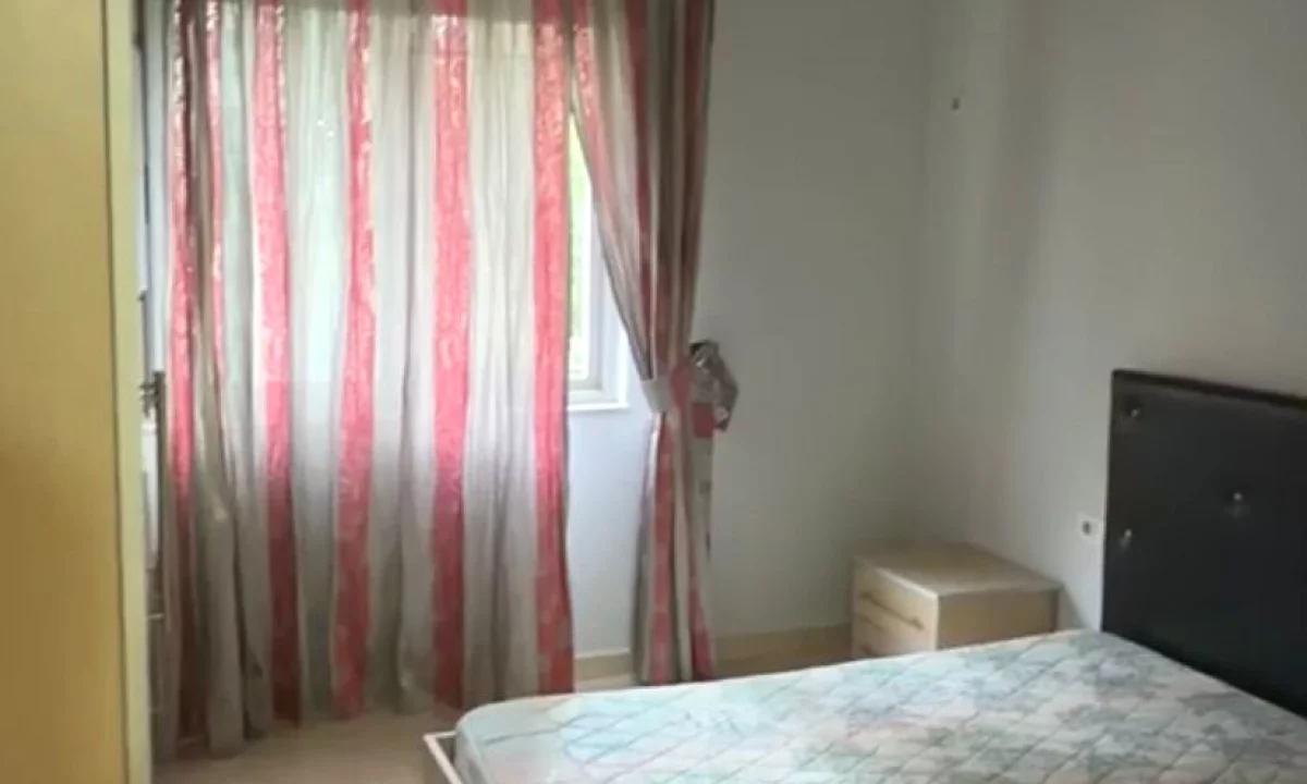 Shtepi me qera Apartament ne Tirane, 1+1, Mobilimi E mobiluar, Pagesa 45,000  Leke.
