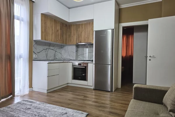 Shtepi me qera Apartament ne Tirane, 2+1, Mobilimi E mobiluar, Pagesa 55,000  Leke.