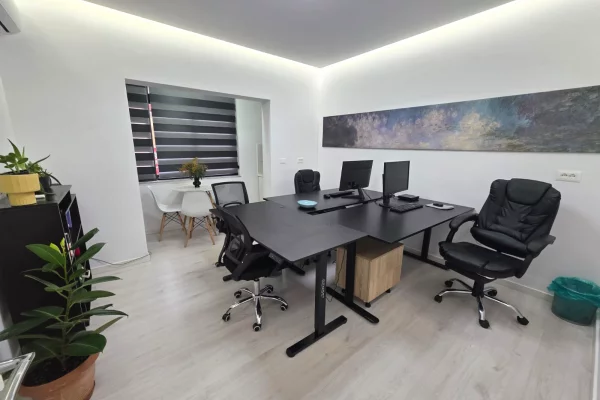  Ambient me qera per Zyra te Shkolla e Baletit/ 50,000 leke