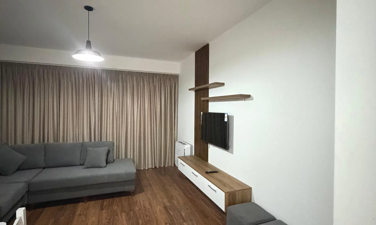 Shtepi me qera Apartament ne Tirane, 1+1, Mobilimi E mobiluar, Pagesa 45,000  Leke.