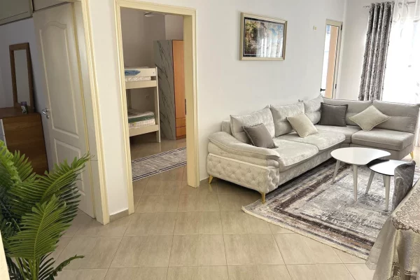 Apartament me qera 2+1 ne Astir/45,000 Leke/Muaj