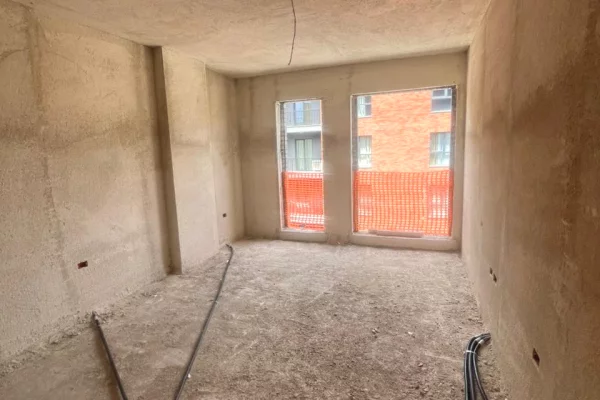 Shtepi ne shitje Apartament ne Tirane, 2+1, Mobilimi Bosh, pa mobiluar, Pagesa 13,900,000  Leke.