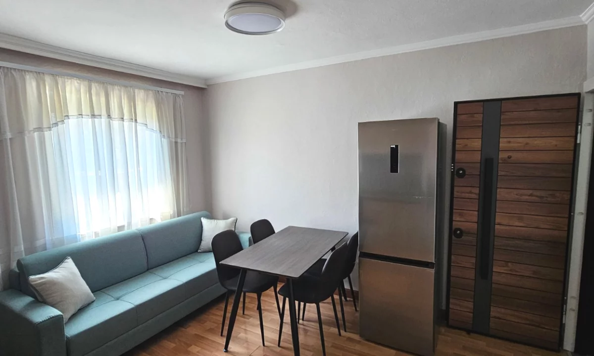 Appartamento in affitto a Tirana 1+1, Arredato