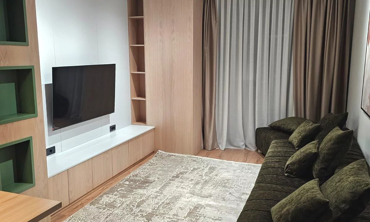 Shtepi me qera Apartament ne Tirane, 1+1, Mobilimi E mobiluar, Pagesa 100,000  Leke.