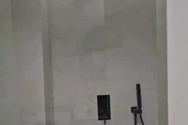 Shtepi me qera Apartament ne Tirane, 1+1, Mobilimi E mobiluar, Pagesa 100,000  Leke.