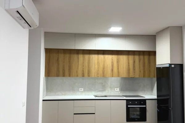 Shtepi me qera 2+1 ne Tirane - 600 Euro