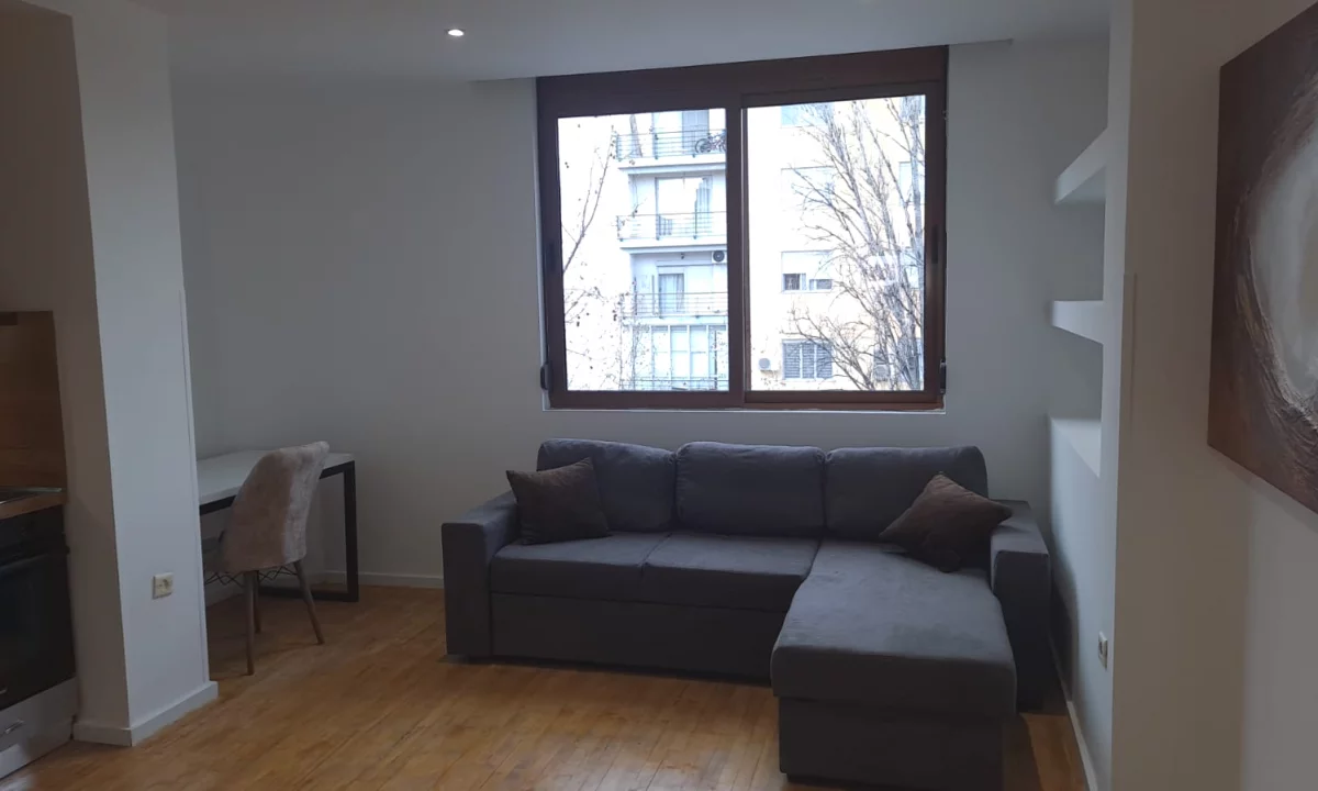 Shtepi me qera Apartament ne Tirane, 2+1, Mobilimi E mobiluar, Pagesa 55,000  Leke.