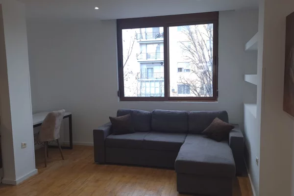 Apartament 2+1 me qera tek Rruga e Dibres/ 55,000 All