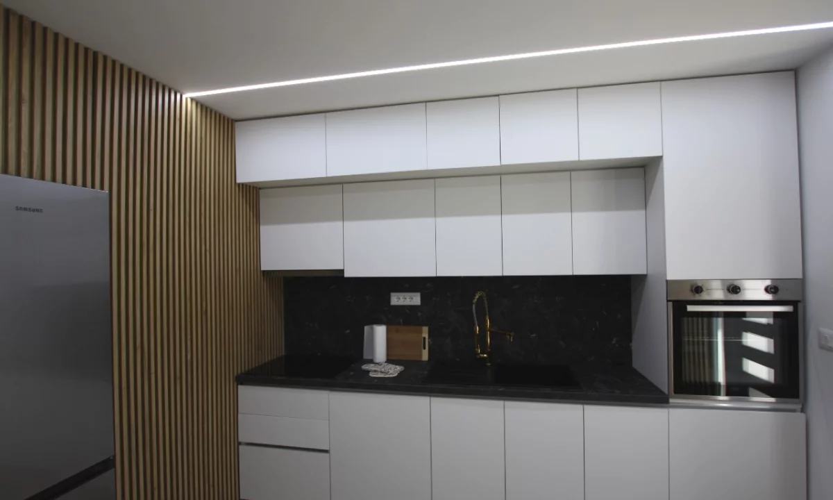 Shtepi me qera Apartament ne Tirane, Garsoniere, Mobilimi E mobiluar, Pagesa 550  Euro.