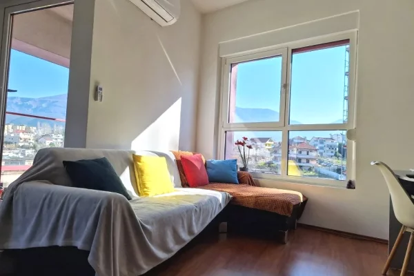 Shtepi me qera Apartament ne Tirane, 2+1, Mobilimi E mobiluar, Pagesa 60,000  Leke.