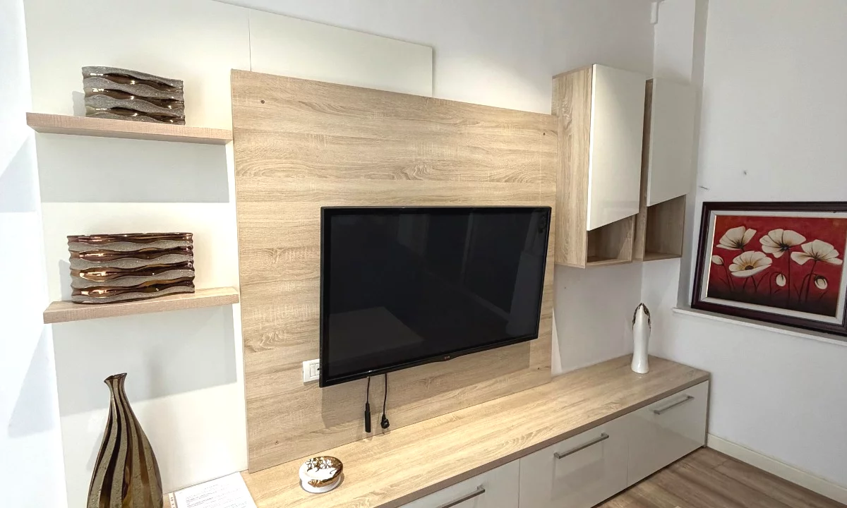 Shtepi me qera Apartament ne Tirane, 1+1, Mobilimi E mobiluar, Pagesa 500  Euro.
