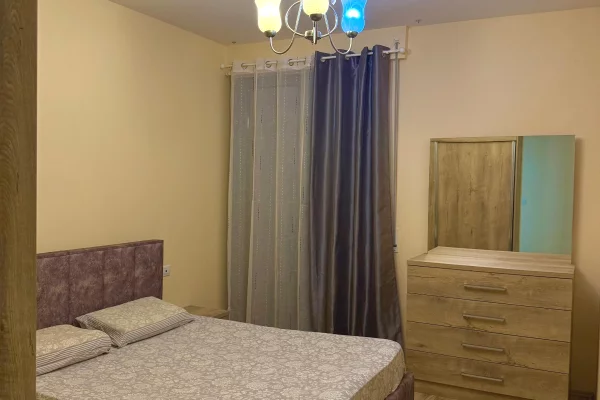 Shtepi me qera Apartament ne Tirane, 2+1, Mobilimi E mobiluar, Pagesa 750  Euro.