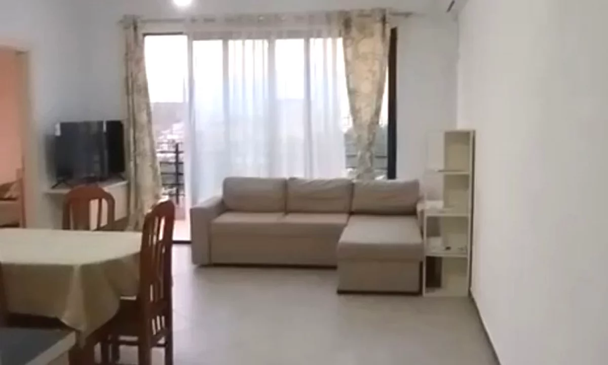 Shtepi ne shitje Apartament ne Tirane, 1+1, Mobilimi Bosh, pa mobiluar, Pagesa 115,000  Euro.