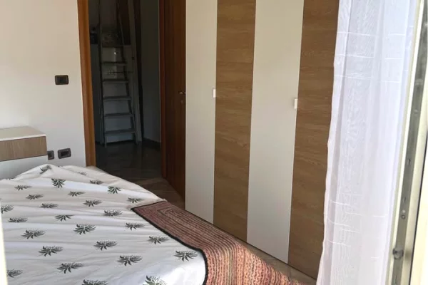 Shtepi me qera Apartament ne Tirane, 1+1, Mobilimi E mobiluar, Pagesa 60,000  Leke.