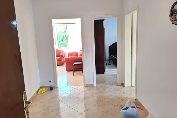 Shtepi me qera Apartament ne Tirane, 2+1, Mobilimi E mobiluar, Pagesa 50,000  Leke.