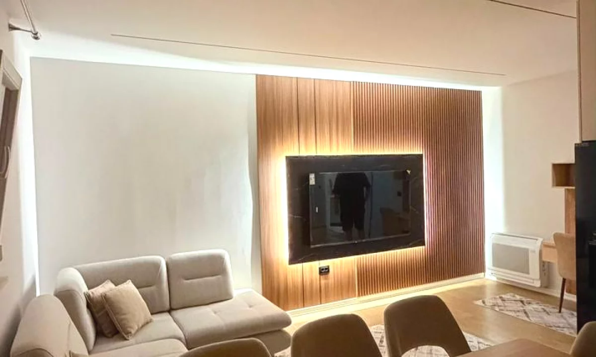 Shtepi me qera Apartament ne Tirane, 1+1, Mobilimi E mobiluar, Pagesa 65,000  Leke.
