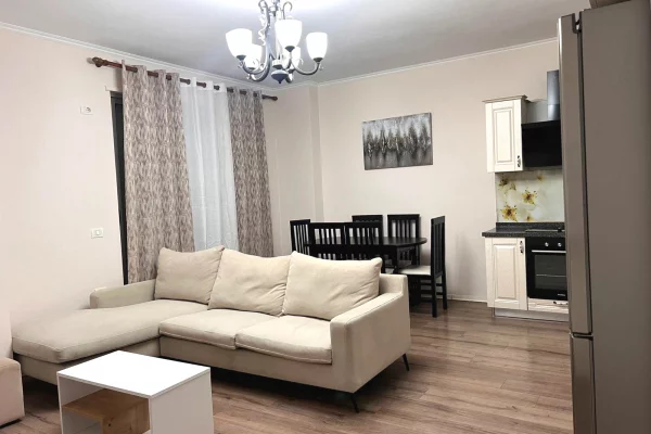 Jepet me qera apartament 2+1 ne Fresk 
