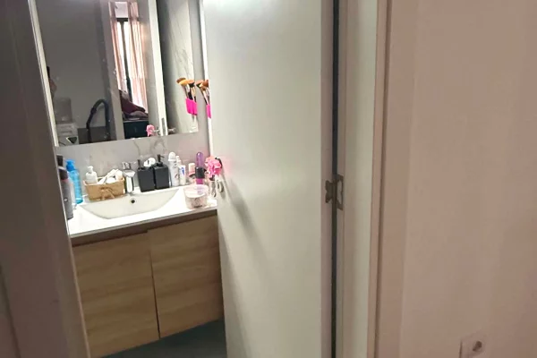 Shtepi me qera Apartament ne Tirane, 1+1, Mobilimi E mobiluar, Pagesa 60,000  Leke.