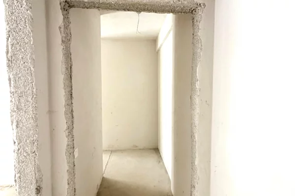 Apartment for sale in Tirana 2+1, Emty