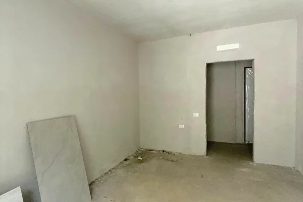 Apartment for sale in Tirana 2+1, Emty