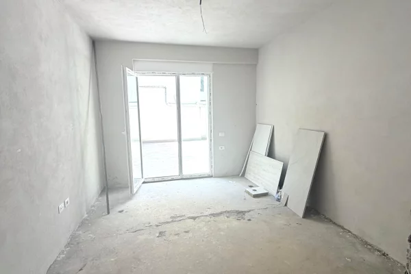 Apartment for sale in Tirana 2+1, Emty