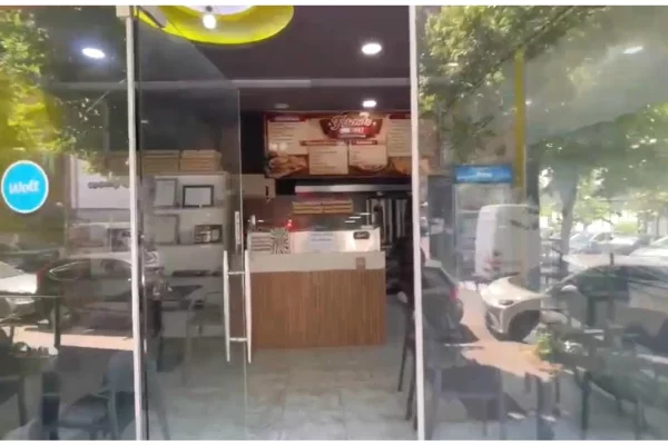 Shitet biznesi (Fast food-Piceri) ne 5 Maj.