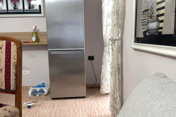 Shtepi me qera Apartament ne Tirane, 2+1, Mobilimi E mobiluar, Pagesa 550  Euro.
