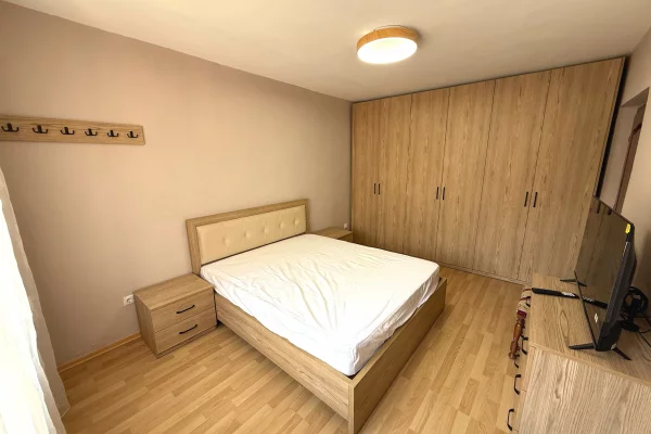 Shtepi me qera Apartament ne Tirane, 2+1, Mobilimi E mobiluar, Pagesa 550  Euro.