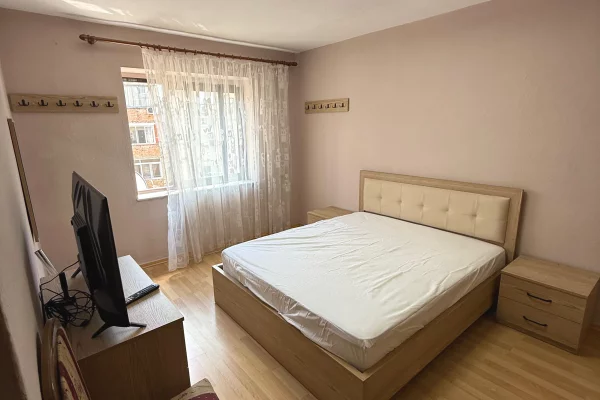 Shtepi me qera Apartament ne Tirane, 2+1, Mobilimi E mobiluar, Pagesa 550  Euro.