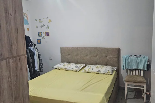 Shtepi me qera Apartament ne Tirane, 2+1, Mobilimi E mobiluar, Pagesa 60,000  Leke.