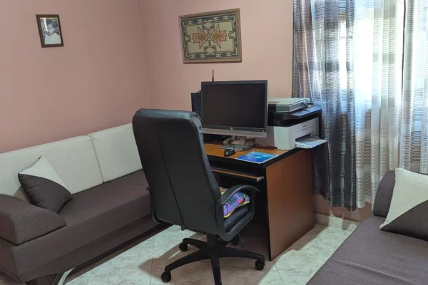 Shtepi ne shitje Vila Luksoze ne Tirane, 6+1, Mobilimi E mobiluar, Pagesa 520,000  Euro.