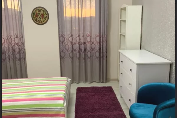 Shtepi me qera 3+1 ne Tirane - 85,000 Leke