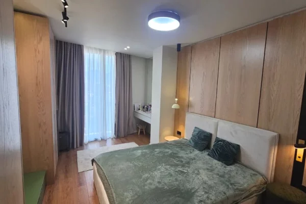 Shtepi me qera Apartament ne Tirane, 1+1, Mobilimi E mobiluar, Pagesa 900  Euro.