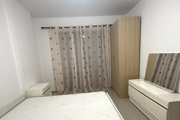 Shtepi me qera Apartament ne Tirane, 1+1, Mobilimi E mobiluar, Pagesa 40,000  Leke.
