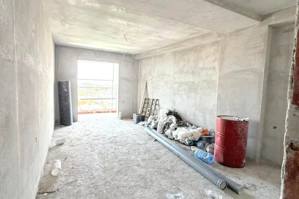 Shtepi ne shitje Apartament ne Tirane, 2+1, Mobilimi Bosh, pa mobiluar, Pagesa 8,400,000  Leke.