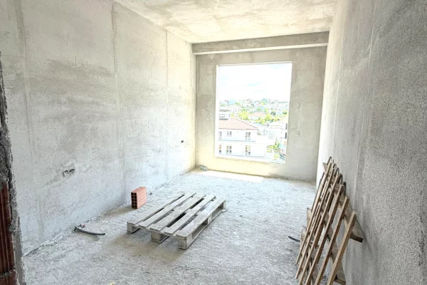Shitet Apartament 2+1 ne Koder Kamez/84 milion leke