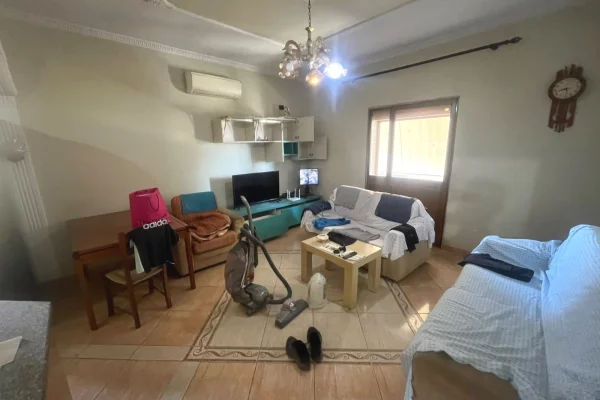 Shtepi ne shitje Shtepi Private ne Tirane, 3+1, Mobilimi E mobiluar, Pagesa 365,000  Euro.