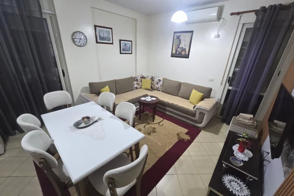Jepet me qera apartament 2+1+2 ne Astir