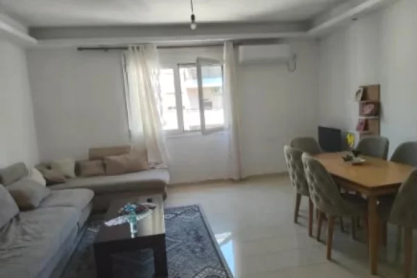 Shitet Apartament 2+1 ne Yzberisht