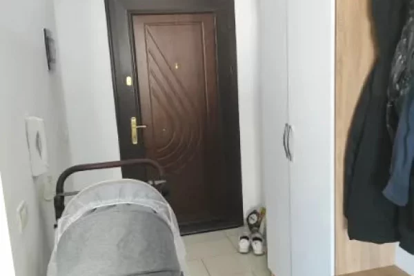Shtepi ne shitje Apartament ne Tirane, 2+1, Mobilimi E mobiluar, Pagesa 173,000  Euro.