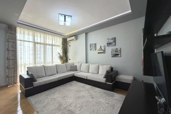 Shtepi me qera Apartament ne Tirane, 2+1, Mobilimi E mobiluar, Pagesa 58,000  Leke.