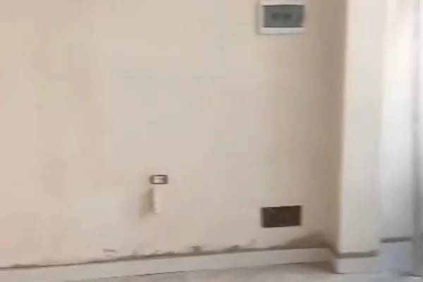 Jepet me qera ambient biznesi duplex tek Ish Fusha e Aviacionit.