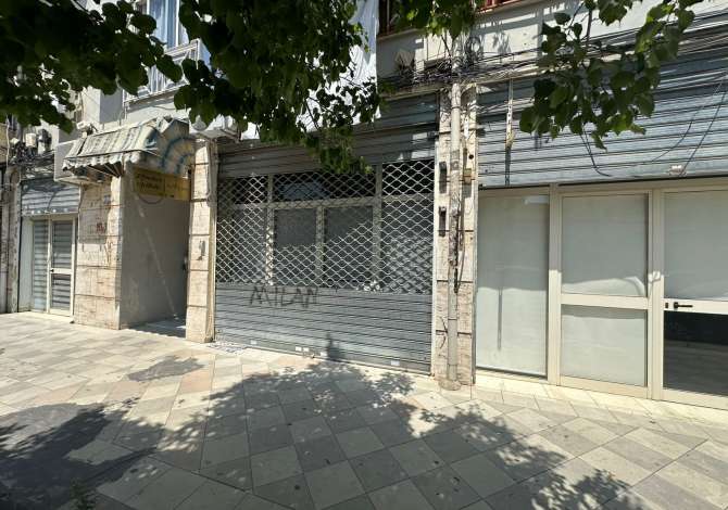 Ambiente Commerciale in Vendita 1+1 a Tirana - 95,000 Euro