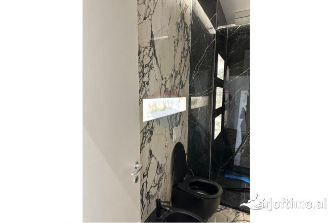 Shtepi me qera Apartament ne Tirane, 2+1, Mobilimi E mobiluar, Pagesa 1,501  Euro.
