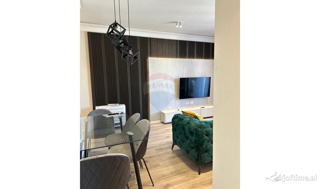 Shtepi me qera Apartament ne Tirane, 2+1, Mobilimi E mobiluar, Pagesa 1,501  Euro.