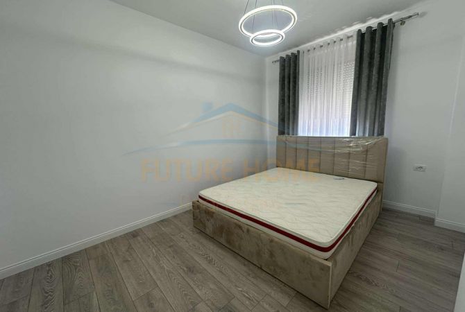 Shtepi ne shitje Apartament ne Tirane, 2+1, Mobilimi Bosh, pa mobiluar, Pagesa 135,001  Euro.