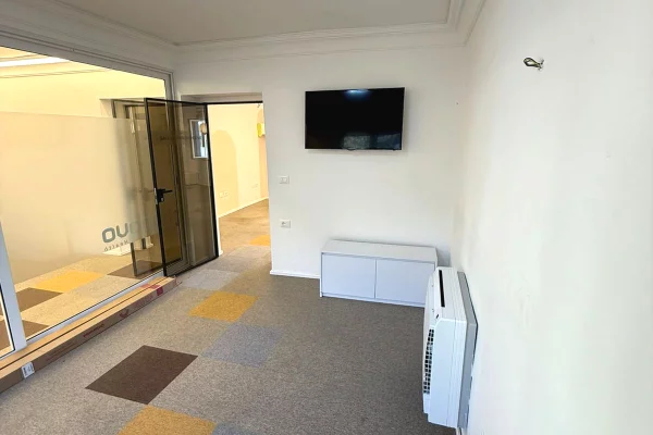 Business Property for Rent 3+1 in Tirana - 1,500 Euro