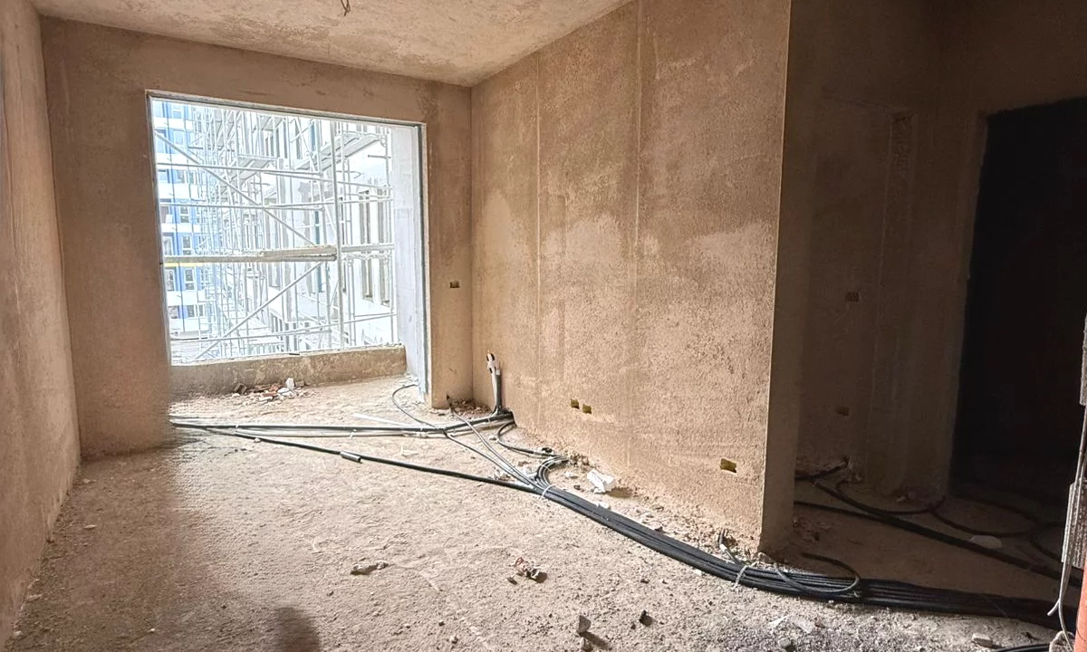 Shtepi ne shitje Apartament ne Tirane, 1+1, Mobilimi Bosh, pa mobiluar, Pagesa 62,850  Euro.